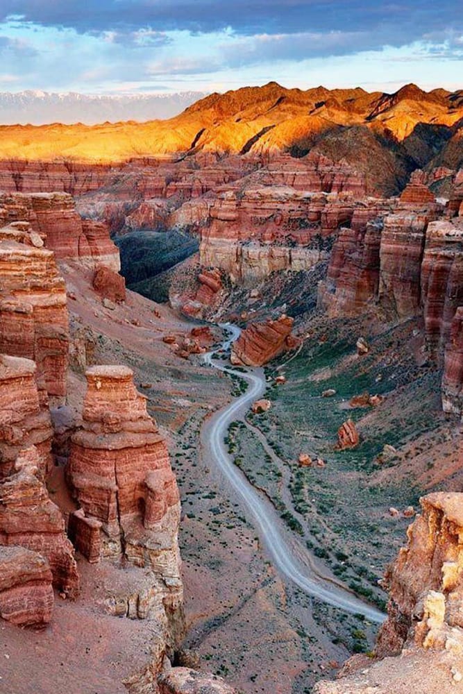 Charyn Canyon_Cover